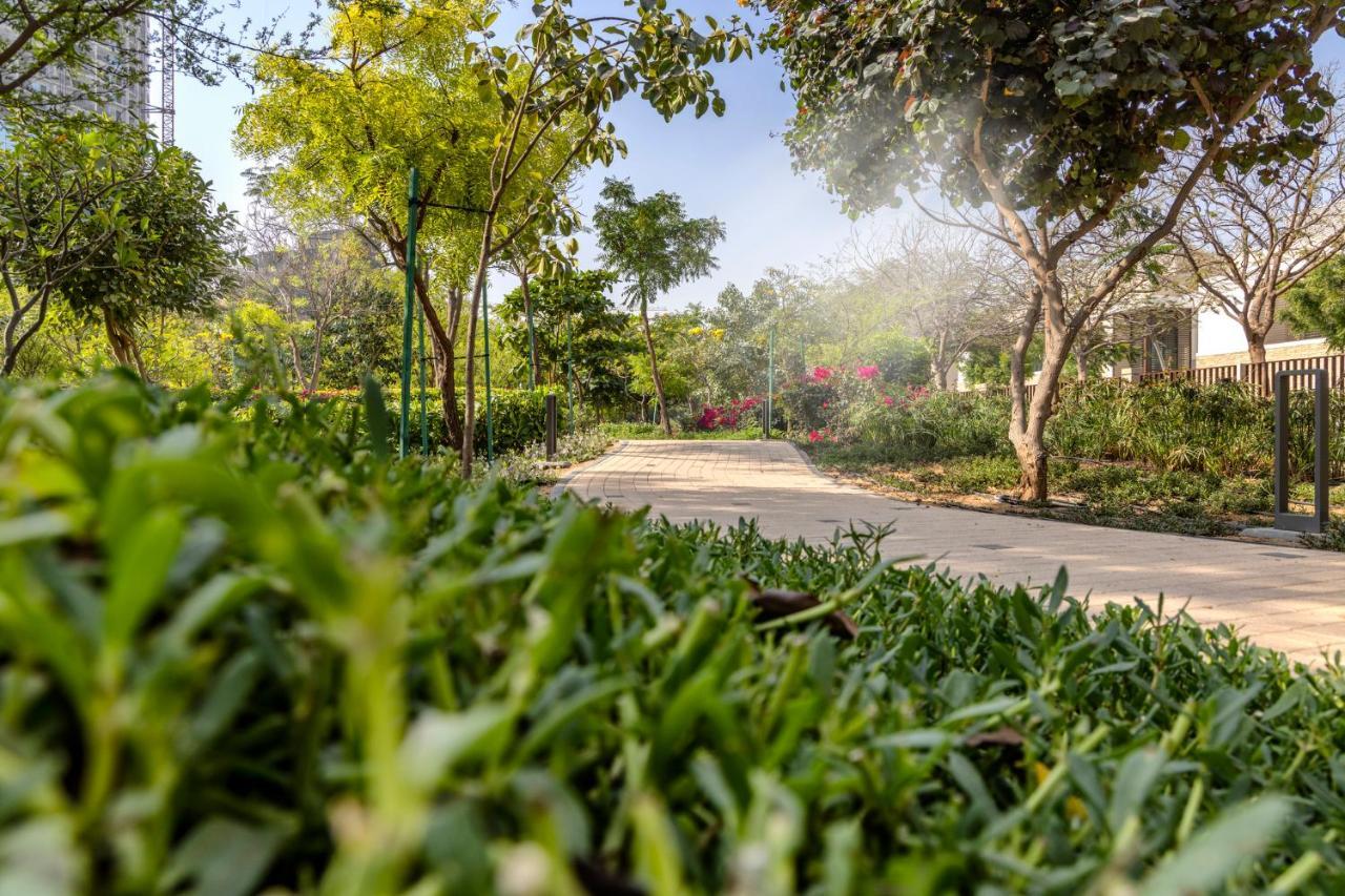 Stay By Latinem Luxury 1Br Holiday Home Cv A207 Near Burj Khalifa ดูไบ ภายนอก รูปภาพ